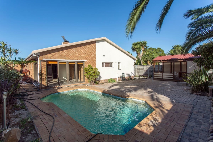 3 Bedroom Property for Sale in Ferndale Western Cape